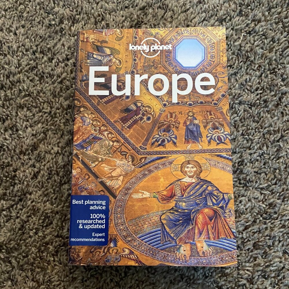 Lonely Planet Europe Guide (Like New)